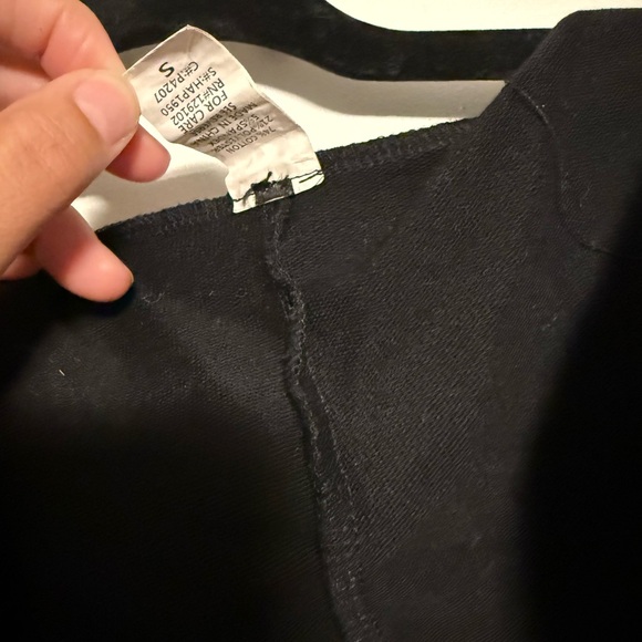 Chic Black Utility Jacket with Strap Accents - Picture 3 of 3